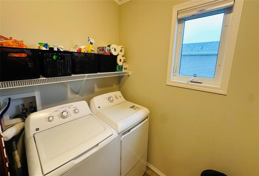 2695 main, 3 Bedrooms Bedrooms, 10 Rooms Rooms,2 BathroomsBathrooms,Residential,For Sale,main