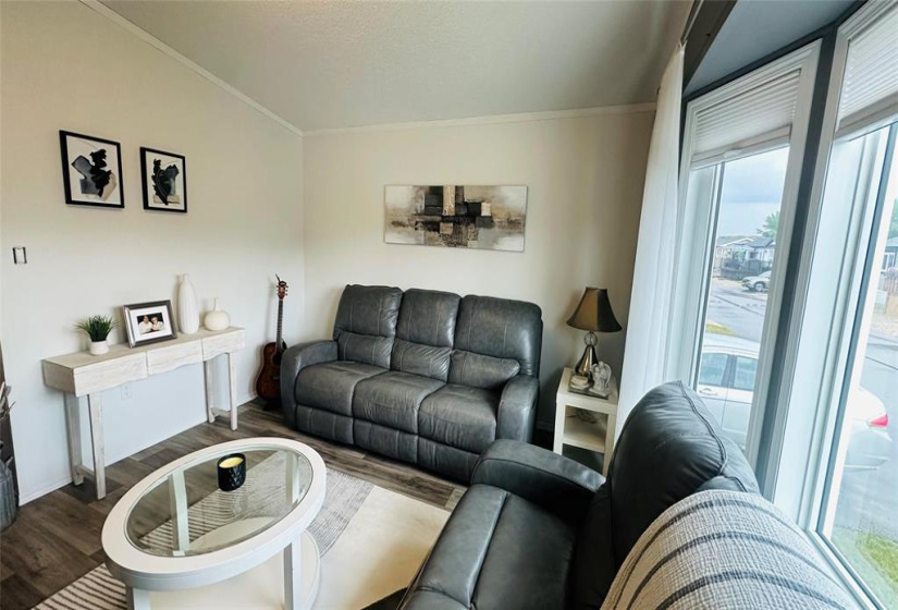 2695 main, 3 Bedrooms Bedrooms, 10 Rooms Rooms,2 BathroomsBathrooms,Residential,For Sale,main