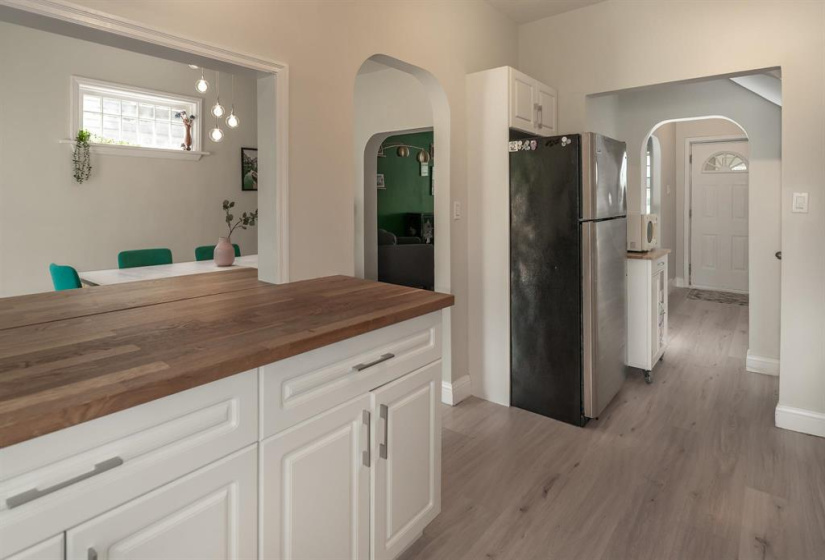 59 Matheson, 3 Bedrooms Bedrooms, 11 Rooms Rooms,1 BathroomBathrooms,Residential,For Sale,Matheson