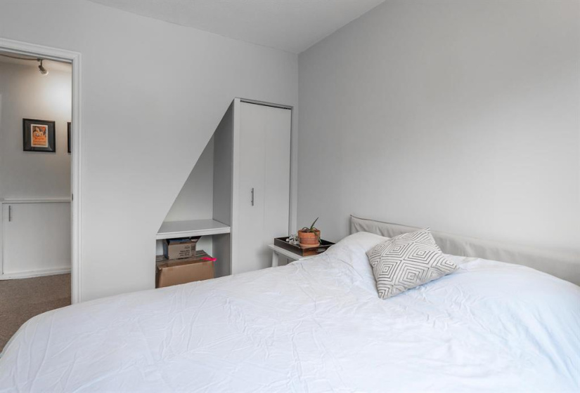 59 Matheson, 3 Bedrooms Bedrooms, 11 Rooms Rooms,1 BathroomBathrooms,Residential,For Sale,Matheson