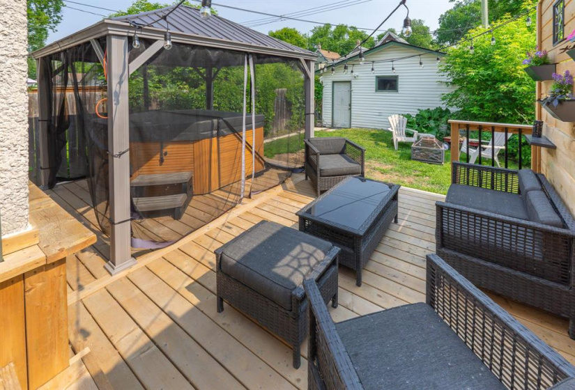 59 Matheson, 3 Bedrooms Bedrooms, 11 Rooms Rooms,1 BathroomBathrooms,Residential,For Sale,Matheson