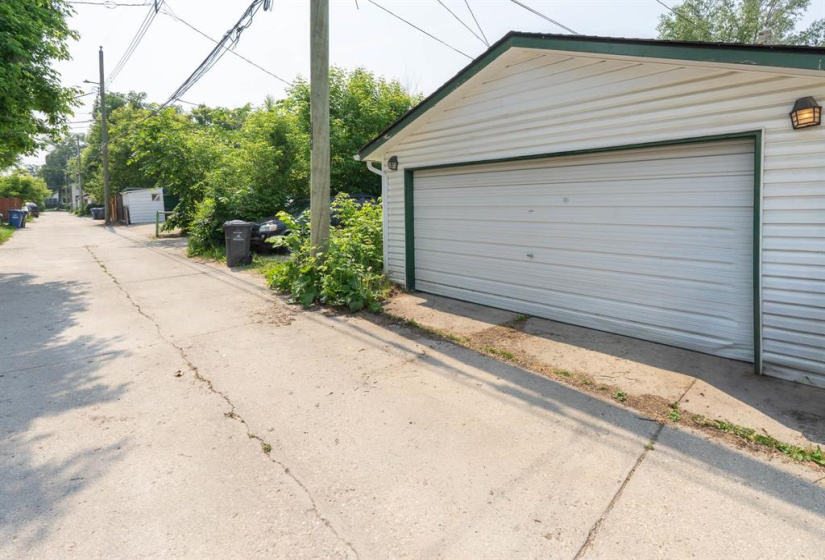 59 Matheson, 3 Bedrooms Bedrooms, 11 Rooms Rooms,1 BathroomBathrooms,Residential,For Sale,Matheson