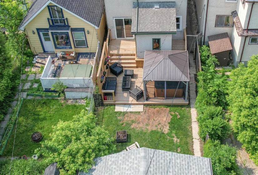 59 Matheson, 3 Bedrooms Bedrooms, 11 Rooms Rooms,1 BathroomBathrooms,Residential,For Sale,Matheson