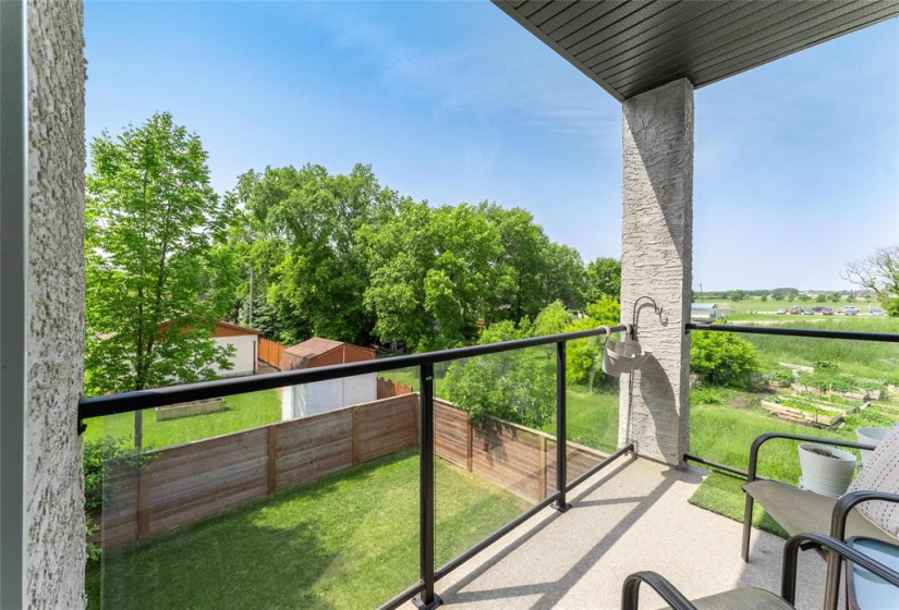 1124 Dawson, 2 Bedrooms Bedrooms, 7 Rooms Rooms,2 BathroomsBathrooms,Condominium,For Sale,Dawson