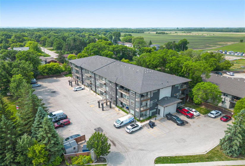1124 Dawson, 2 Bedrooms Bedrooms, 7 Rooms Rooms,2 BathroomsBathrooms,Condominium,For Sale,Dawson
