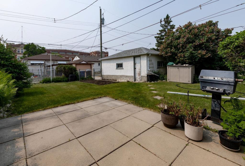 706 Garfield, 2 Bedrooms Bedrooms, 8 Rooms Rooms,1 BathroomBathrooms,Residential,For Sale,Garfield