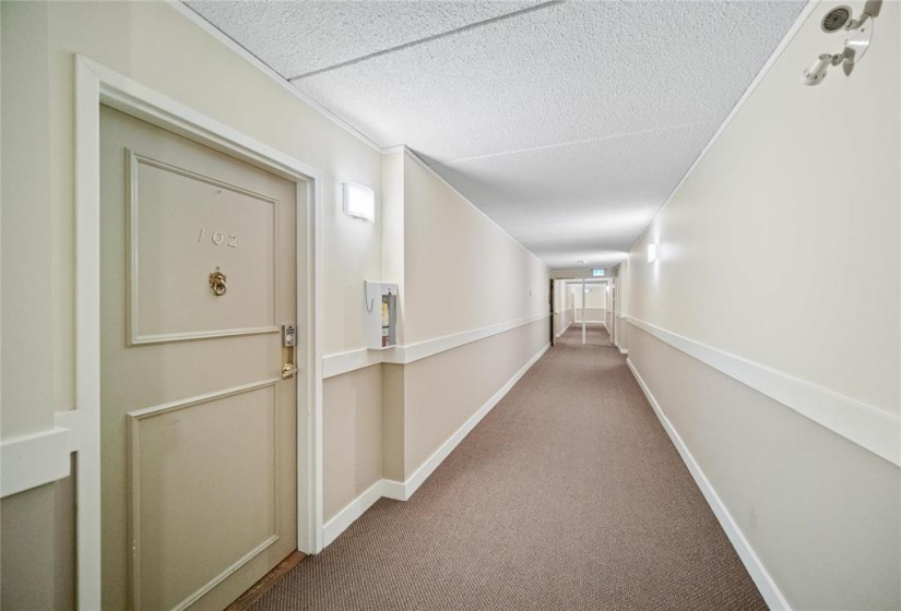 77 Swindon, 2 Bedrooms Bedrooms, 8 Rooms Rooms,1 BathroomBathrooms,Condominium,For Sale,Swindon