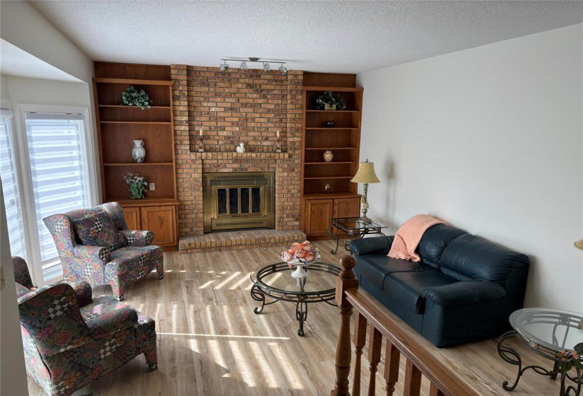 19 Groveland, 3 Bedrooms Bedrooms, 13 Rooms Rooms,3 BathroomsBathrooms,Residential,For Sale,Groveland