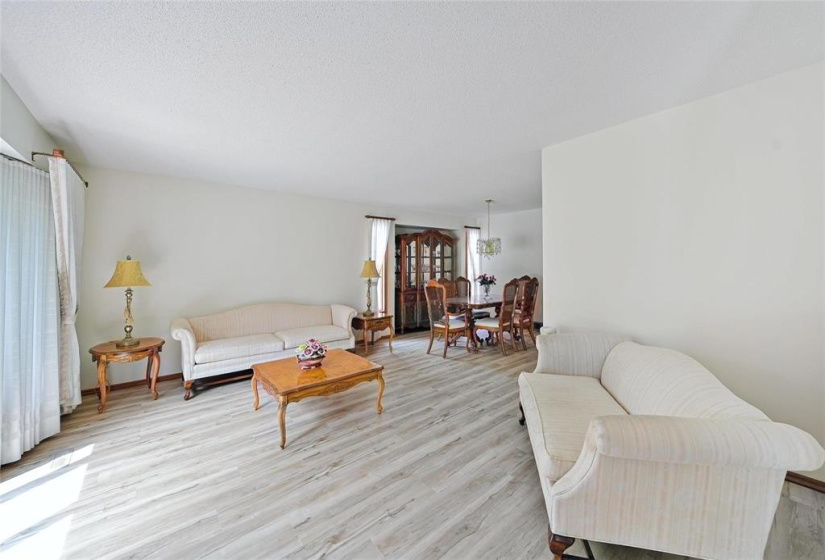 19 Groveland, 3 Bedrooms Bedrooms, 13 Rooms Rooms,3 BathroomsBathrooms,Residential,For Sale,Groveland