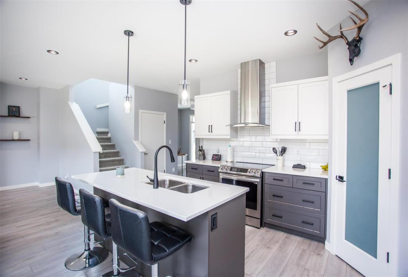 31 Lillies, 4 Bedrooms Bedrooms, 13 Rooms Rooms,3 BathroomsBathrooms,Residential,For Sale,Lillies