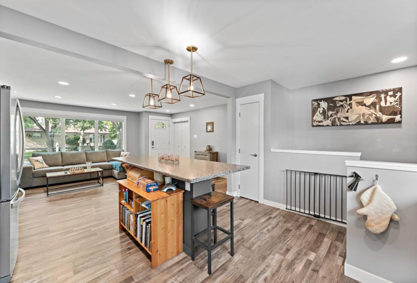 463 Hazel Dell, 4 Bedrooms Bedrooms, 10 Rooms Rooms,2 BathroomsBathrooms,Residential,For Sale,Hazel Dell
