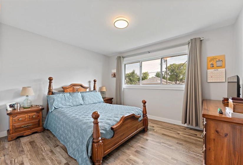 463 Hazel Dell, 4 Bedrooms Bedrooms, 10 Rooms Rooms,2 BathroomsBathrooms,Residential,For Sale,Hazel Dell