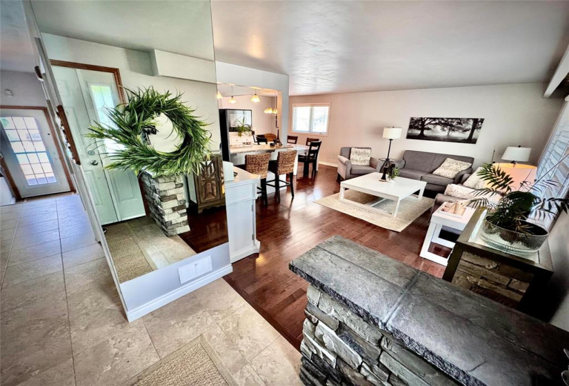 7 Baldry, 4 Bedrooms Bedrooms, 13 Rooms Rooms,3 BathroomsBathrooms,Residential,For Sale,Baldry