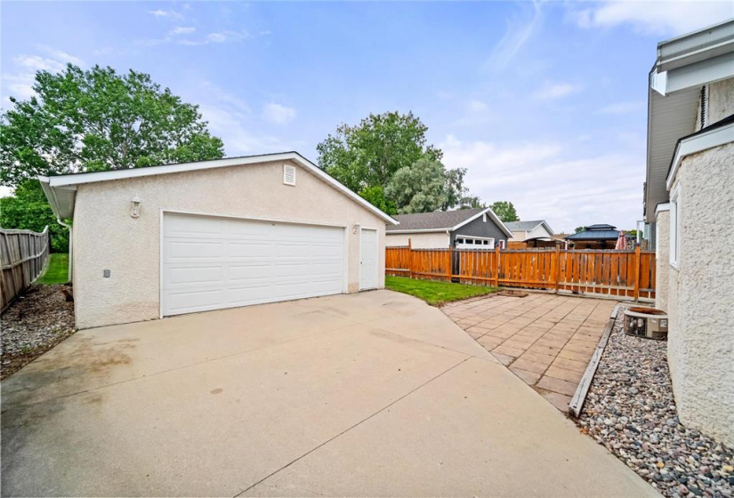 222 Charbonneau, 4 Bedrooms Bedrooms, 11 Rooms Rooms,2 BathroomsBathrooms,Residential,For Sale,Charbonneau