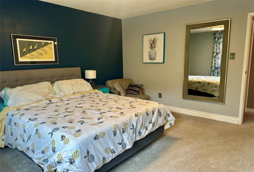 202 Vista, 4 Bedrooms Bedrooms, 12 Rooms Rooms,1 BathroomBathrooms,Residential,For Sale,Vista