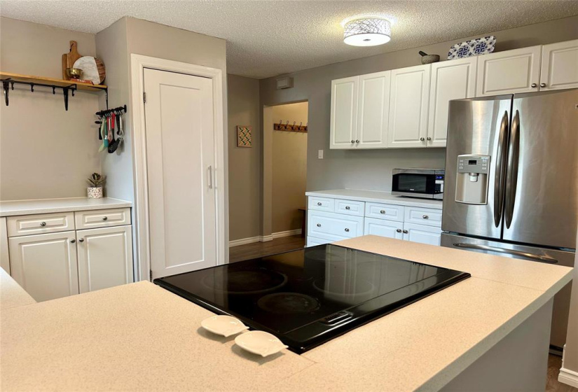 202 Vista, 4 Bedrooms Bedrooms, 12 Rooms Rooms,1 BathroomBathrooms,Residential,For Sale,Vista