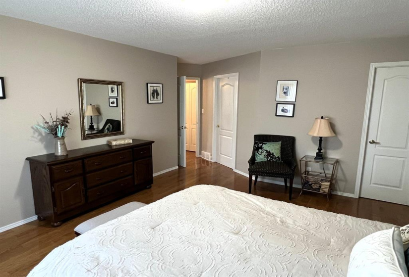 79 Lakeview, 2 Bedrooms Bedrooms, 11 Rooms Rooms,2 BathroomsBathrooms,Condominium,For Sale,Lakeview