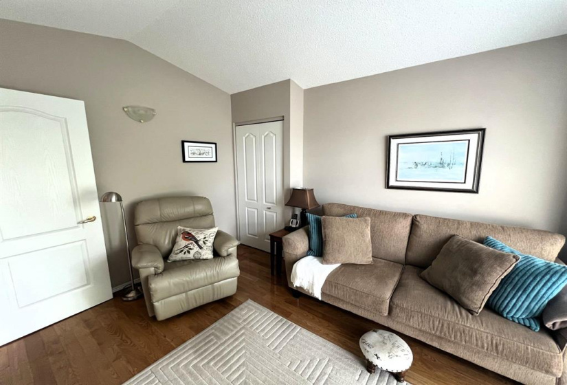 79 Lakeview, 2 Bedrooms Bedrooms, 11 Rooms Rooms,2 BathroomsBathrooms,Condominium,For Sale,Lakeview