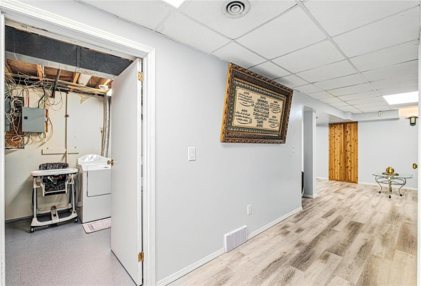 176 Alex Taylor, 3 Bedrooms Bedrooms, 8 Rooms Rooms,1 BathroomBathrooms,Residential,For Sale,Alex Taylor