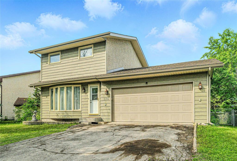 176 Alex Taylor, 3 Bedrooms Bedrooms, 8 Rooms Rooms,1 BathroomBathrooms,Residential,For Sale,Alex Taylor