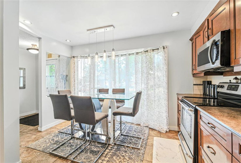176 Alex Taylor, 3 Bedrooms Bedrooms, 8 Rooms Rooms,1 BathroomBathrooms,Residential,For Sale,Alex Taylor