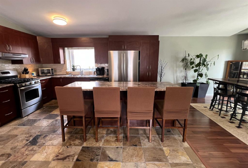 34 Elsbury, 3 Bedrooms Bedrooms, 9 Rooms Rooms,2 BathroomsBathrooms,Residential,For Sale,Elsbury