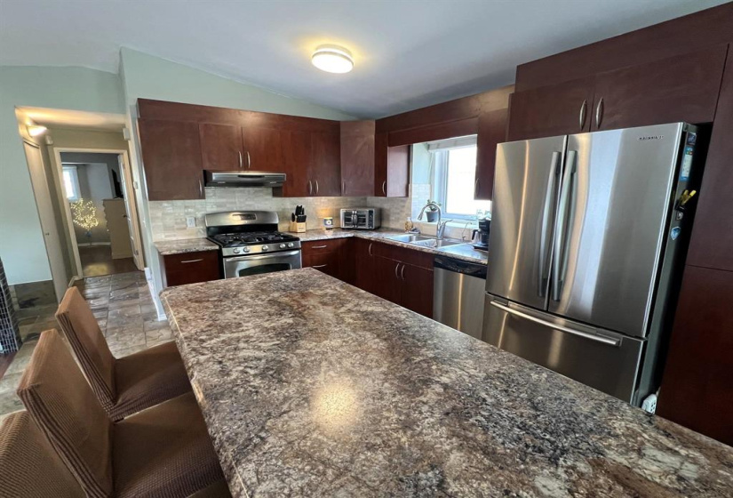 34 Elsbury, 3 Bedrooms Bedrooms, 9 Rooms Rooms,2 BathroomsBathrooms,Residential,For Sale,Elsbury