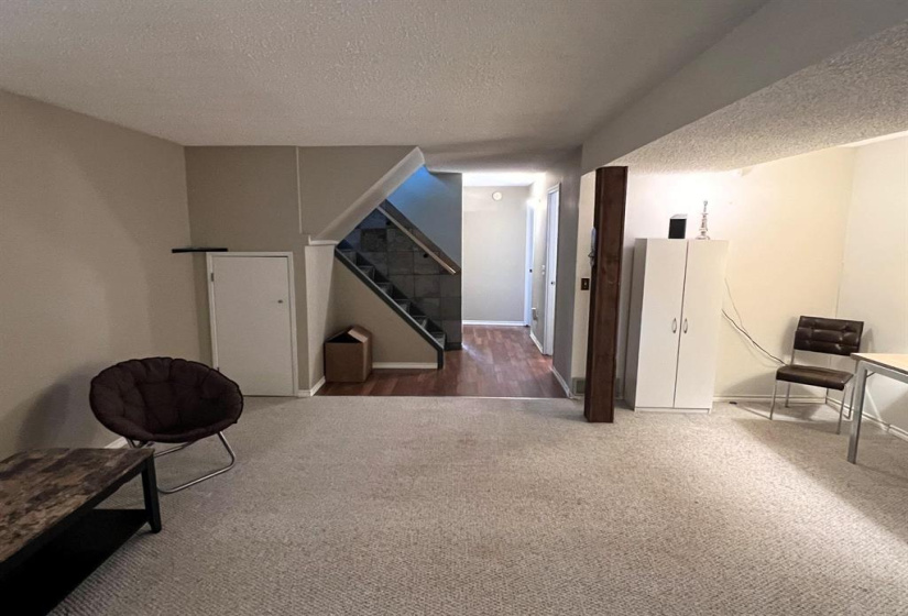34 Elsbury, 3 Bedrooms Bedrooms, 9 Rooms Rooms,2 BathroomsBathrooms,Residential,For Sale,Elsbury