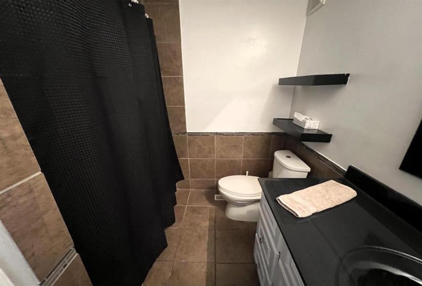 34 Elsbury, 3 Bedrooms Bedrooms, 9 Rooms Rooms,2 BathroomsBathrooms,Residential,For Sale,Elsbury