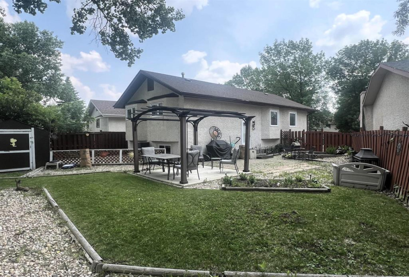 34 Elsbury, 3 Bedrooms Bedrooms, 9 Rooms Rooms,2 BathroomsBathrooms,Residential,For Sale,Elsbury