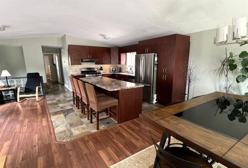34 Elsbury, 3 Bedrooms Bedrooms, 9 Rooms Rooms,2 BathroomsBathrooms,Residential,For Sale,Elsbury