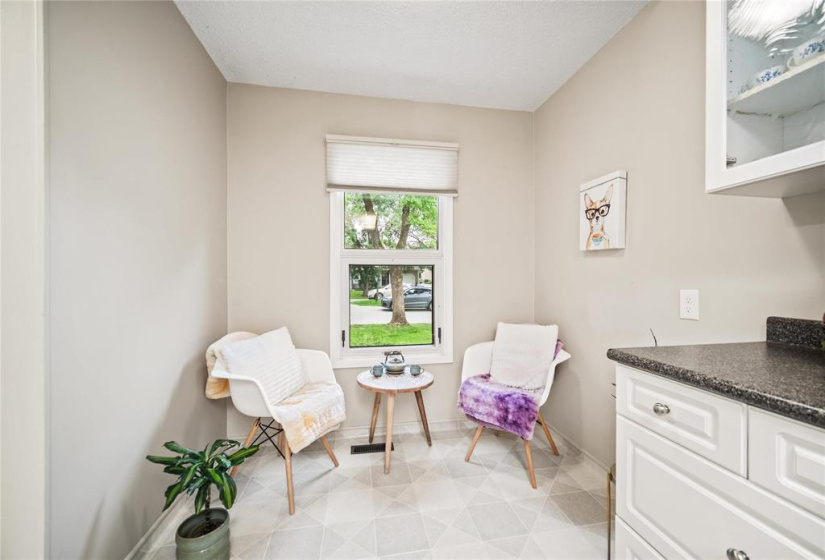 55 Abington, 3 Bedrooms Bedrooms, 11 Rooms Rooms,1 BathroomBathrooms,Residential,For Sale,Abington