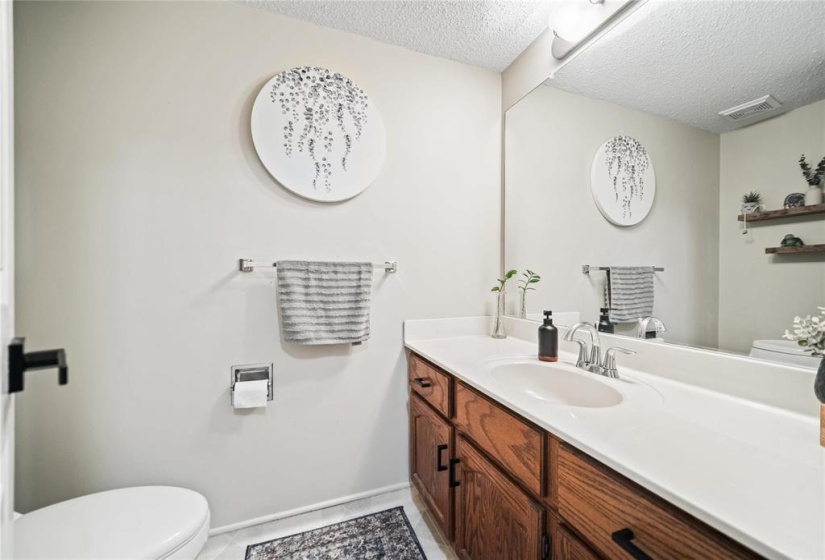 55 Abington, 3 Bedrooms Bedrooms, 11 Rooms Rooms,1 BathroomBathrooms,Residential,For Sale,Abington