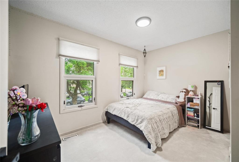 55 Abington, 3 Bedrooms Bedrooms, 11 Rooms Rooms,1 BathroomBathrooms,Residential,For Sale,Abington