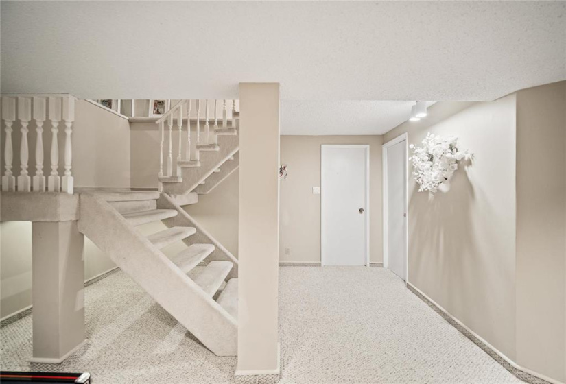 55 Abington, 3 Bedrooms Bedrooms, 11 Rooms Rooms,1 BathroomBathrooms,Residential,For Sale,Abington