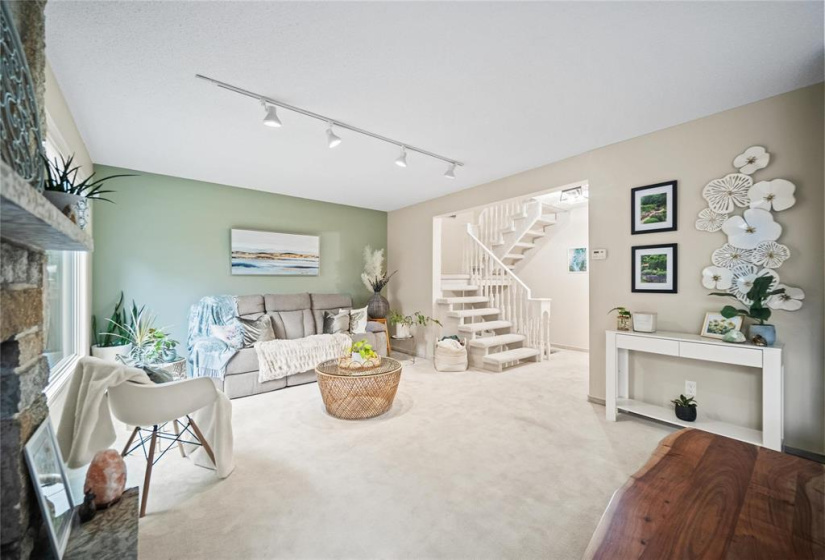 55 Abington, 3 Bedrooms Bedrooms, 11 Rooms Rooms,1 BathroomBathrooms,Residential,For Sale,Abington