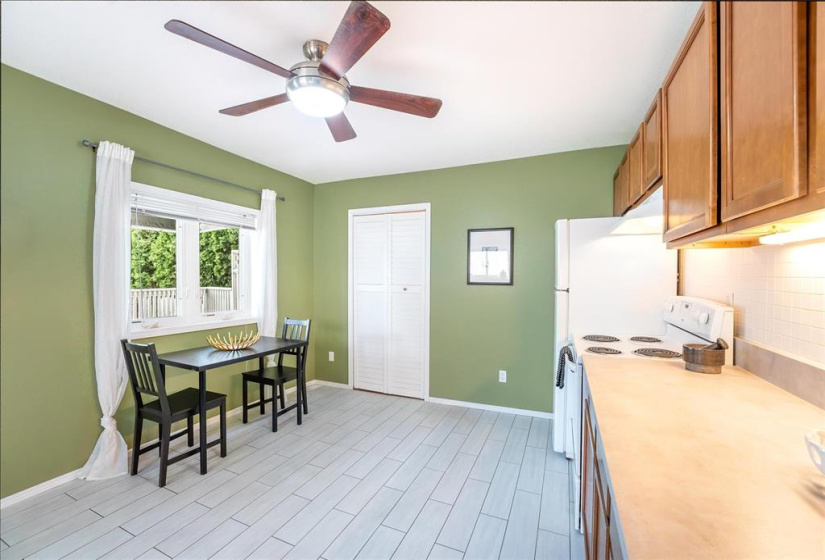 218 Dollard, 2 Bedrooms Bedrooms, 5 Rooms Rooms,Residential,For Sale,Dollard