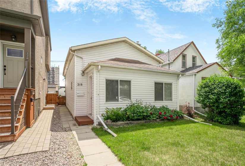 218 Dollard, 2 Bedrooms Bedrooms, 5 Rooms Rooms,Residential,For Sale,Dollard