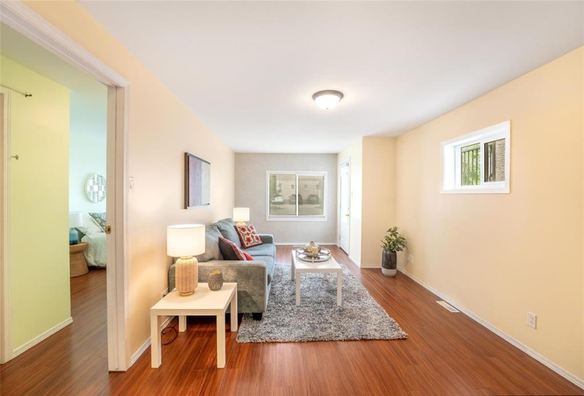 218 Dollard, 2 Bedrooms Bedrooms, 5 Rooms Rooms,Residential,For Sale,Dollard