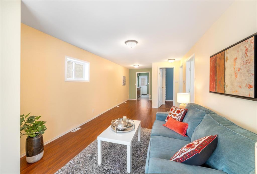 218 Dollard, 2 Bedrooms Bedrooms, 5 Rooms Rooms,Residential,For Sale,Dollard
