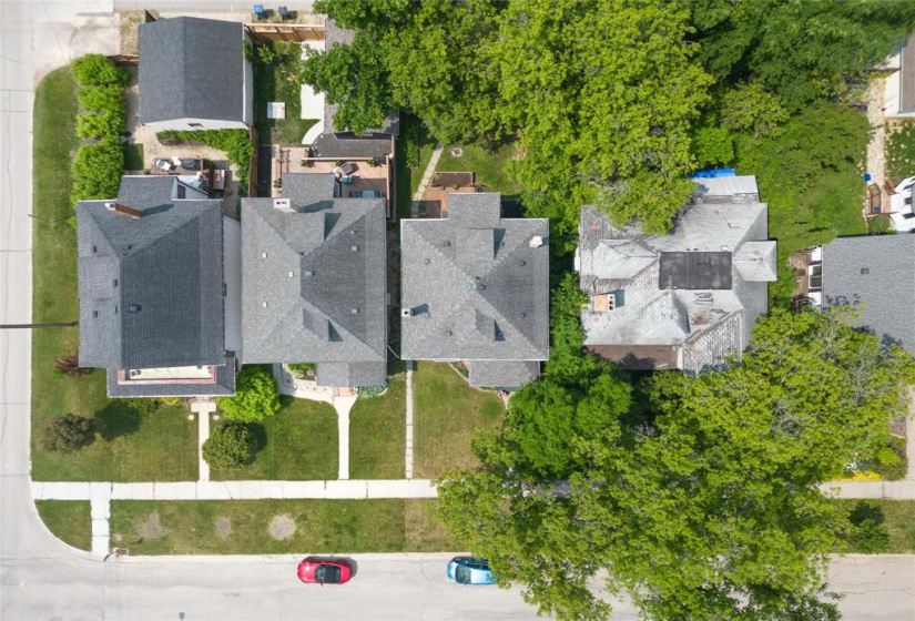 129 Monck, 4 Bedrooms Bedrooms, 11 Rooms Rooms,2 BathroomsBathrooms,Residential,For Sale,Monck