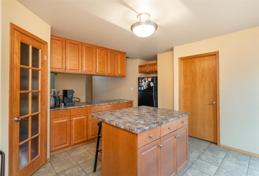 130 Norcross, 6 Bedrooms Bedrooms, 13 Rooms Rooms,2 BathroomsBathrooms,Residential,For Sale,Norcross