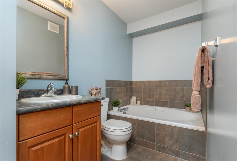 130 Norcross, 6 Bedrooms Bedrooms, 13 Rooms Rooms,2 BathroomsBathrooms,Residential,For Sale,Norcross