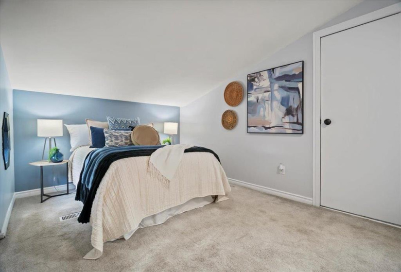 812 McCalman, 3 Bedrooms Bedrooms, 11 Rooms Rooms,1 BathroomBathrooms,Residential,For Sale,McCalman