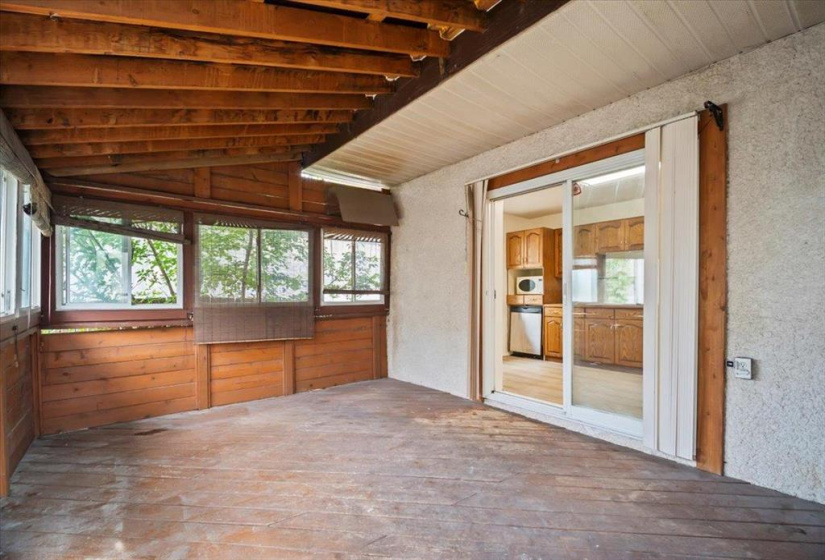 812 McCalman, 3 Bedrooms Bedrooms, 11 Rooms Rooms,1 BathroomBathrooms,Residential,For Sale,McCalman