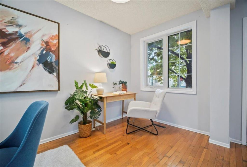 812 McCalman, 3 Bedrooms Bedrooms, 11 Rooms Rooms,1 BathroomBathrooms,Residential,For Sale,McCalman