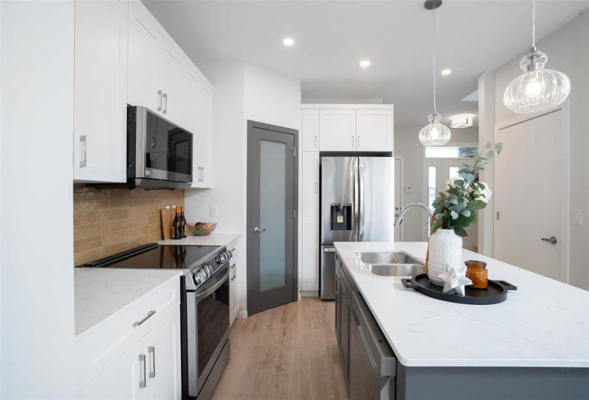 Picture of SxS Showhome. 95 Bass very Similar SxS Home