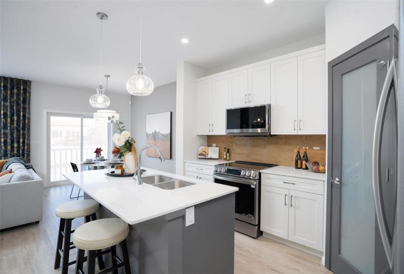 Picture of SxS Showhome. 95 Bass very Similar SxS Home