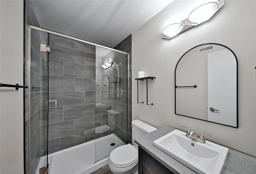 1902 CARRIERE, 3 Bedrooms Bedrooms, 9 Rooms Rooms,2 BathroomsBathrooms,Residential,For Sale,CARRIERE