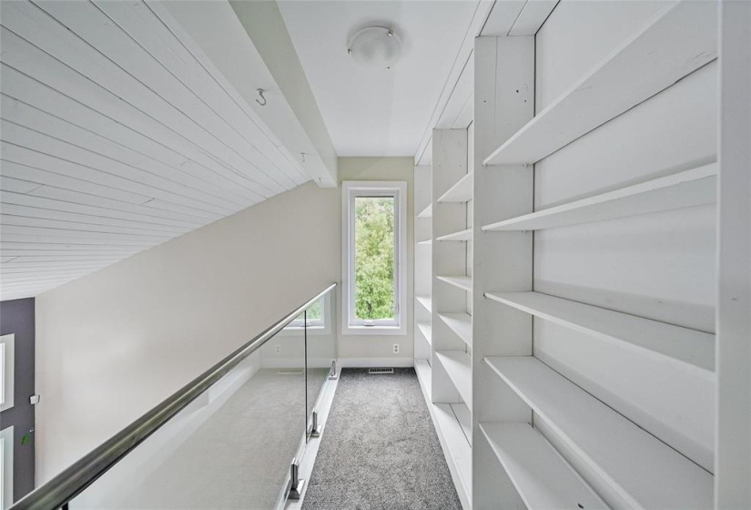 1902 CARRIERE, 3 Bedrooms Bedrooms, 9 Rooms Rooms,2 BathroomsBathrooms,Residential,For Sale,CARRIERE